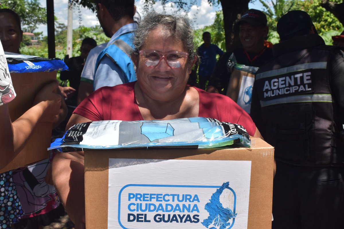 Alcaldía de Palestina entrega alimentos en San Jacinto y Las Marianitas
