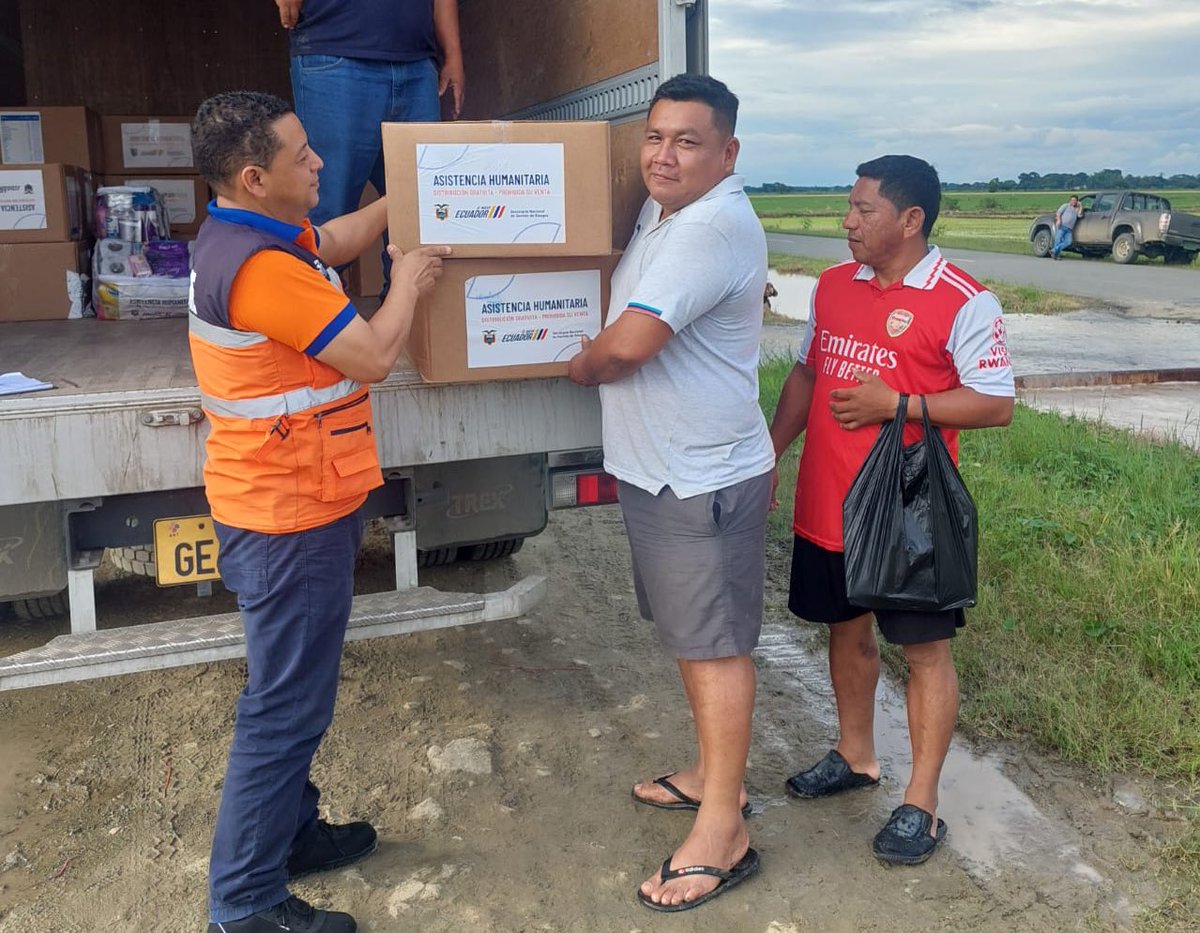 Asistencia humanitaria llega a 65 familias por inundación en Santa Lucía